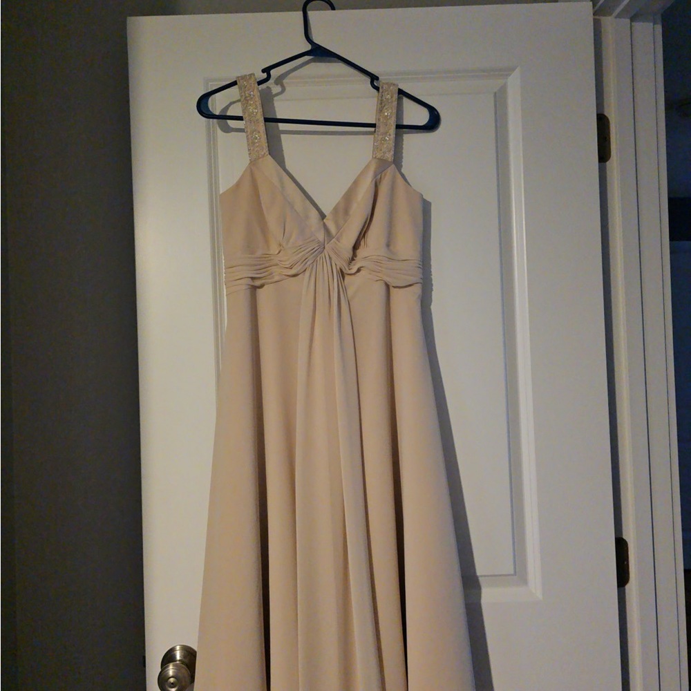David's Bridal Cream Sleeveless Gown